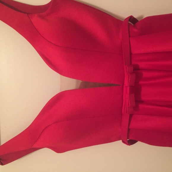 Alchera Couture Gown - Picture 2 of 5